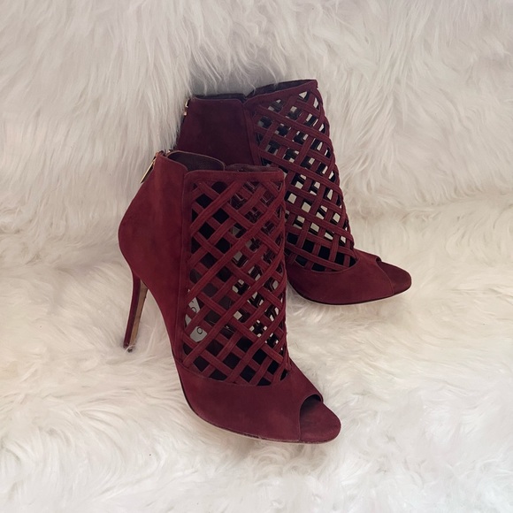 *SOLD* JIMMY CHOO Logo Dane Open Toe Caged Suede Booties - Picture 6 of 12